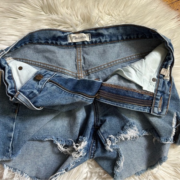 Madewell The Perfect Jean Short - Picture 10 of 12